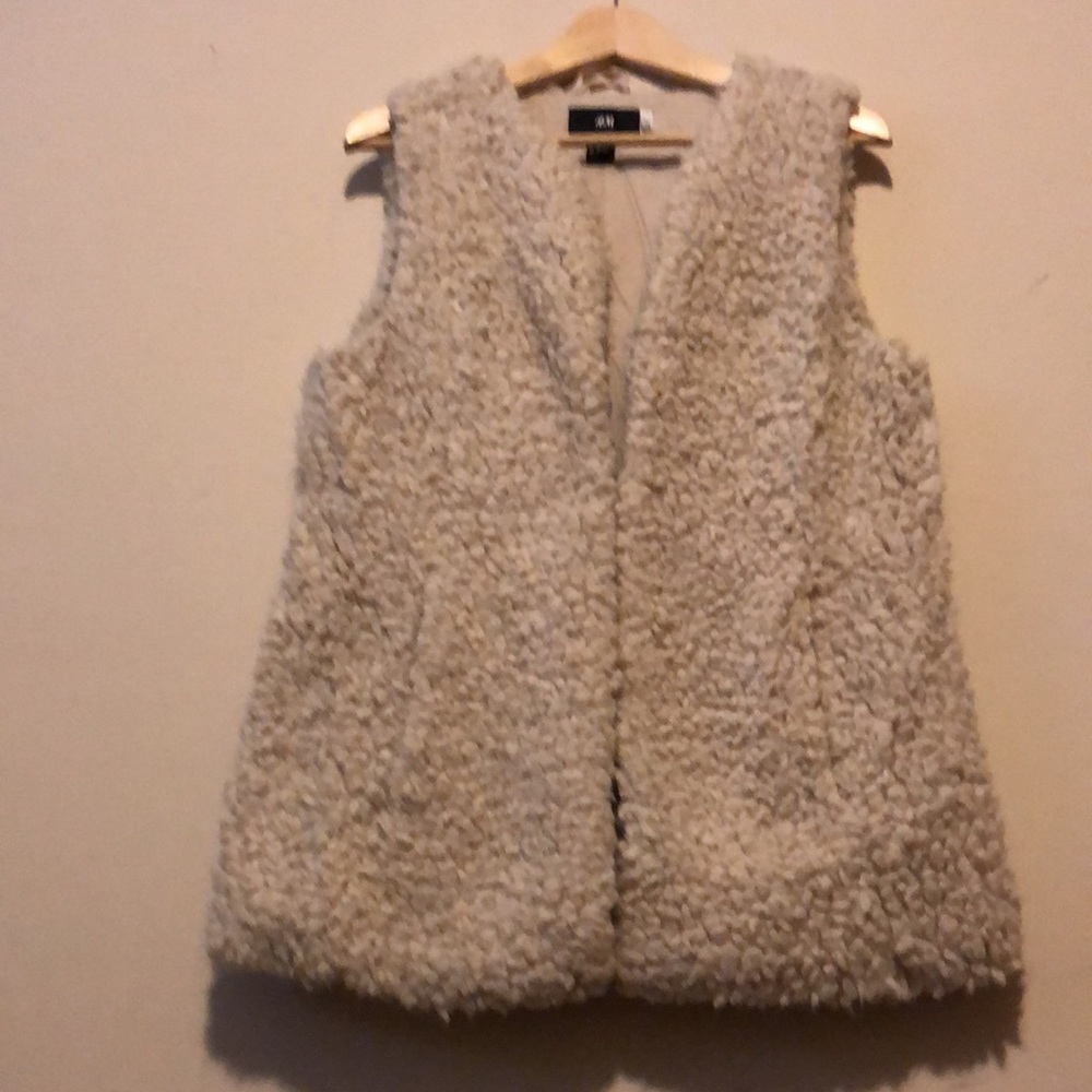 H&M - Textured Longline Vest